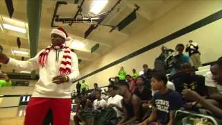 Santa Cam's Surprise Sleigh (Short)