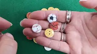 White/Mixed-Colour Wood 15mm 2-Hole Round Sport Buttons Pack Of 30 Y17245