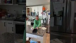 give me regular content #relatable #realhouses #cleaningmotivation #cleanwithme #momlife