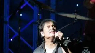 Survivor - I Can't Hold Back - Epcot 2013
