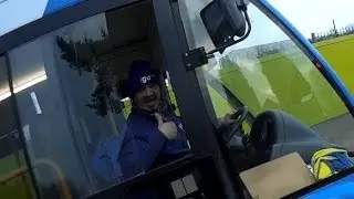 Bus vs car fight! Road rage!