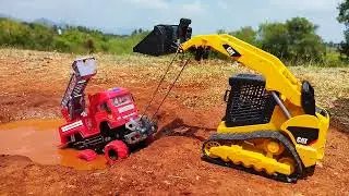 Cat excavator rescue 6x6 wheeler fire engine | Fire engine stuck in pit bruder cat | PJ JCB