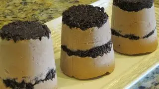 HOW TO MAKE A FROZEN CHOCOLATE SOUFFLE THE EASY WAY