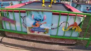 Hawaii Jumper - Trampoline - Boesvelt - Tilburgse Kermis 2025 - Godrie Spijkers - www.hullygully.nl