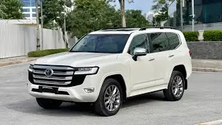 Mới cập bến Toyota Land Cruiser LC300 sản xuất 2023, lăn bánh 2 vạn km, full lịch sử hãng cực đẹp.