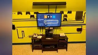 HIDEit 4 Оригинальное настенное крепление для PS4 и (2) настенных крепления для контроллеров (PlayStation 4 Оригинальное настенное крепление для PS4)