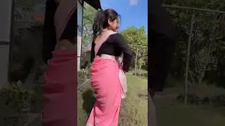 Hot Desi Bhabhi - Saree - Navel Kiss