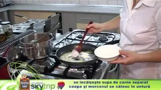 Ostropel de pui cu mamaliga