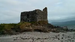 Going in Ballinskelligs Castle/McCarthy M&oacute;r Tower House in Ballinskelligs, County Kerry, Ireland