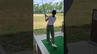 Parkour athlete try golf for the first time