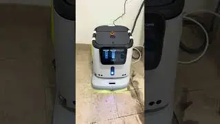 Back to docking station along with water changing n charging #pudurobotics #artificialintelligence