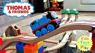 Wooden Thomas the Tank Engine Railway | Train Toys [Brio World]