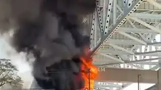 iWitness VIDEO: Fire under the Gold Star Bridge
