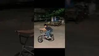 Tailwhipp #bicycle #bmx #tailwhip #bmxstreet #barspin #fullcab #fyp #burma #B4 #BkhoBain