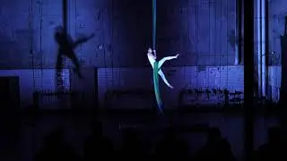 Local Aerialist Stuck in Timeloop, More in 22 Minutes 🪐