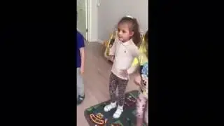 День в английском детском саду English Preschool 