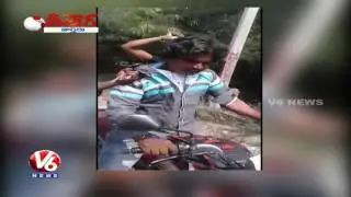 Woman Thrashes Eve Teaser In Public | Guntur | Teenmaar News