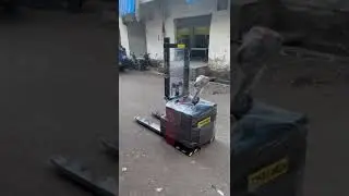 Battery Operated Heavy Stacker by JOIST Material Handling Equipment Manufacturer