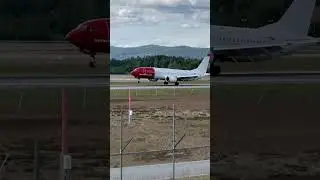 Norwegian 737 MAX Smooth Landing!