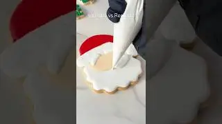 Para que veas c&oacute;mo se hace esta galleta de Santa🎅🏻❤️ #christmas #merrychristmas #cookiedecorating