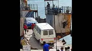 Middle Strait Jetty - Vehicles Getting On & Off -Vehicle Ferry Service -Middle Strait Creek-#shorts