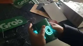 [Electroluminescent sticker]