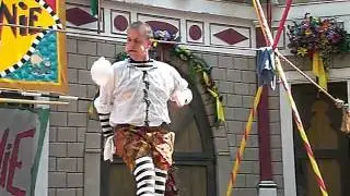 Moonie The Magnificent Ping Pong Hat Juggling trick Funny!