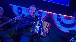 Chuy Flores at VFW Donna, TX..Bonita Musica y vozes 