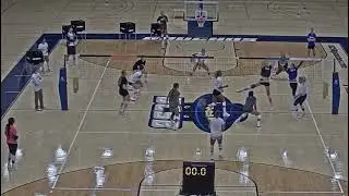 Anna Boatner, MB #15, UCSB redshirt Fr
