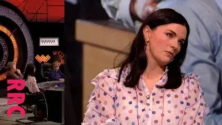 Aisling Bea }heels popping