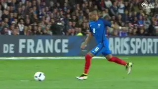 France - Cameroun, le coup franc somptueux de Dimitri Payet