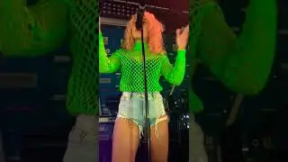 Gorilla, Manchester concert, RAYE - Friends