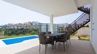 Inside a Front Line Golf Villa in Mijas, Costa del Sol, M&aacute;laga, Spain - Semi-Detached for Sale