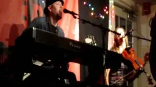 Dwight Ritcher with Hilary McCabe - Move Right
