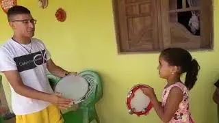 Lucas do pandeiro e Geovanna menor repentista do Brasil