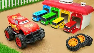 Excavator & Tractor Rescue Dump Truck with Spider-Man | Construction Vehicles