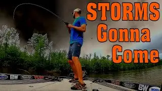 Bass Fishing Right Before a Big Storm on the James River