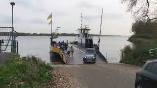 Vervangende veerpont tussen Dordrecht en Werkendam