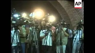 Power-sharing talks break down amid fears of sectarian strife