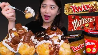 Chocolate mountain😍 슈크림 위에 초코를 와장창 쌓은 초콜릿산! [Twix, Maltesers, Profiterole, Choux cream] Mukbang