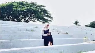 STARS - Hujan Kenangan (Official Music Video)