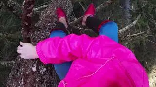 EXTREMELY RISKY UNSECURED TREE FREE SOLO 