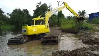 amphibious excavator / swamp backhoe / floating excavator / marsh buggy
