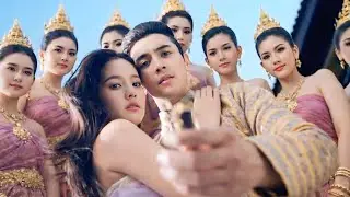 ممثلة مشهوره بيتقع اسيره في بلد كلها بنات جواري للملوك والامير بيعجب بيها بيحاول يساعدها عشان يرجعها