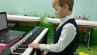 Soft Mozart Academy 2025: Artem (9), ре мажор короткие арпеджио левой рукой
