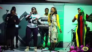 No emu,cheza,ankolide ebirungi, performance by divine love ❤️ 