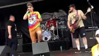 Pop Punk Pizza Party - Live on Vans Warped Tour 2015, Shakopee MN
