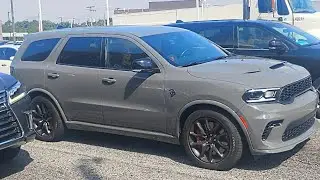 Spotted another Dodge Durango SRT Hellcat in Oak Lawn, Illinois.