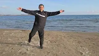 Упражнения стоя на все тело (30 минут) на берегу Иссык - Куля.