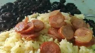 CALABRESA ACEBOLADA, ARROZ CARIOCA E FEIJÃO PRETO 😋🍲